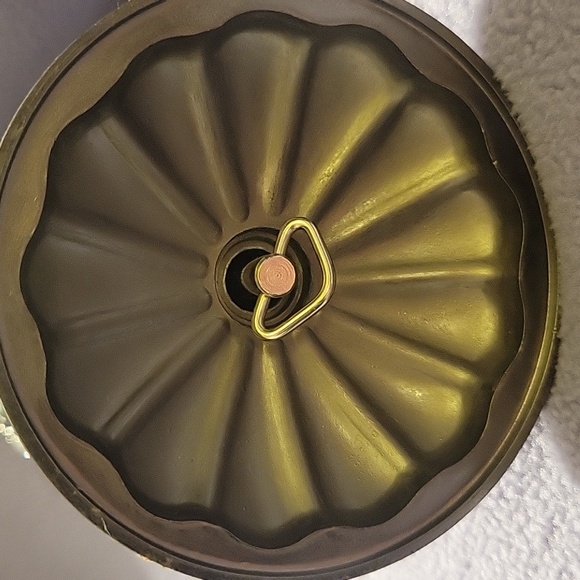 Music Box - Picture 8 of 9